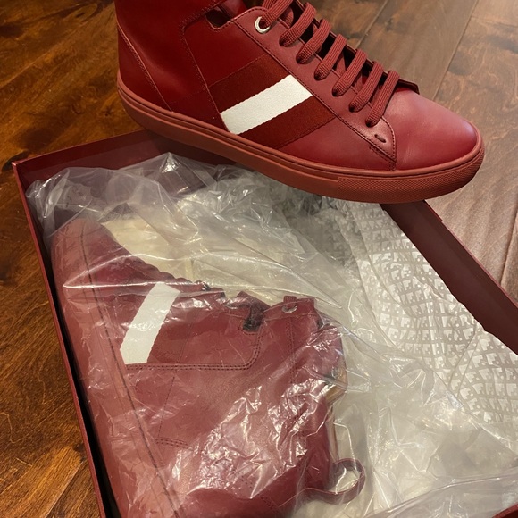 Worn 1 time Bally Garnet - Picture 4 of 5